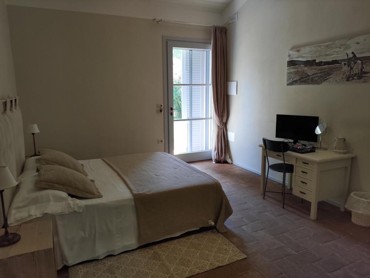 Agriturismo Poderedodici Orbetello Kültér fotó