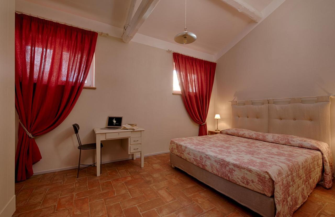 Agriturismo Poderedodici Orbetello Kültér fotó