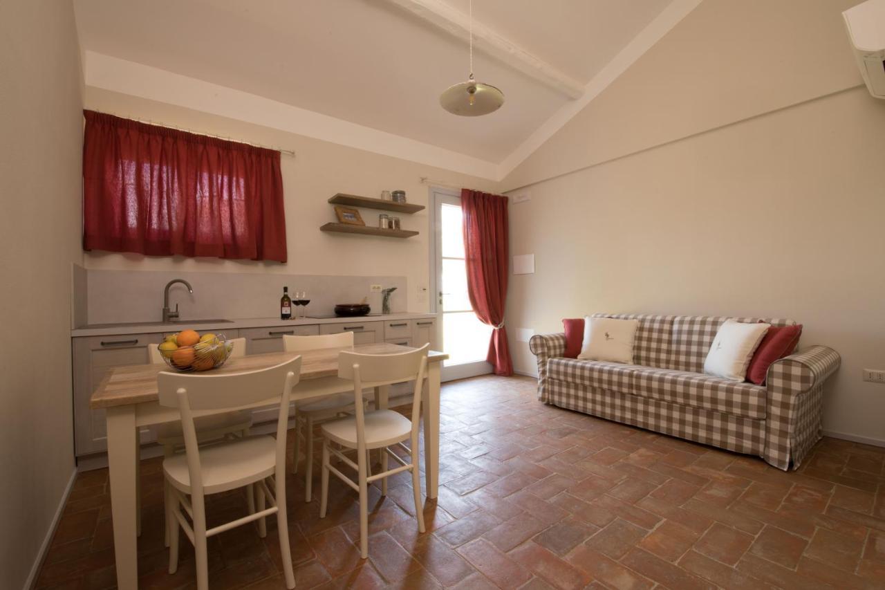 Agriturismo Poderedodici Orbetello Kültér fotó