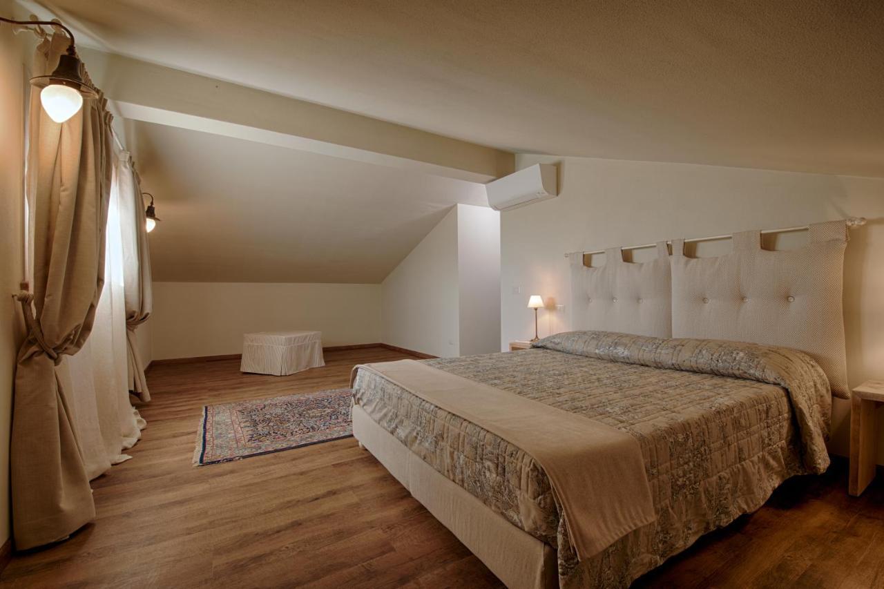 Agriturismo Poderedodici Orbetello Kültér fotó